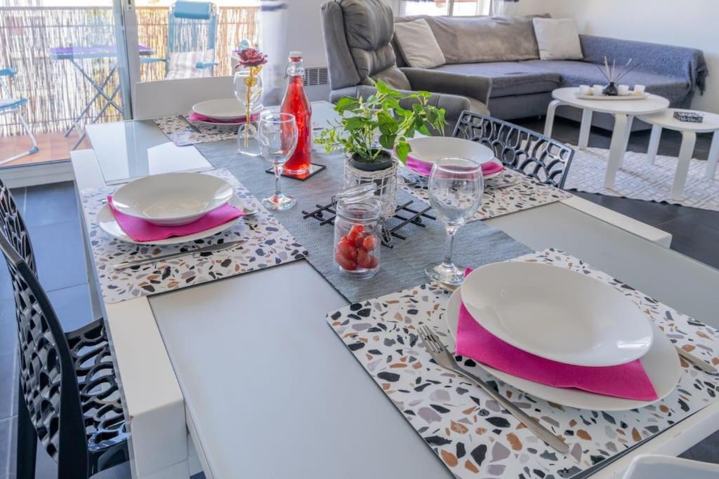 La Perle De Coco Apartment Marseille Bagian luar foto